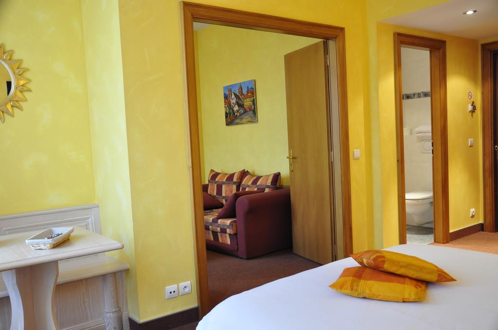 Hotel Du Herrenstein Neuwiller-lès-Saverne Pokoj fotografie